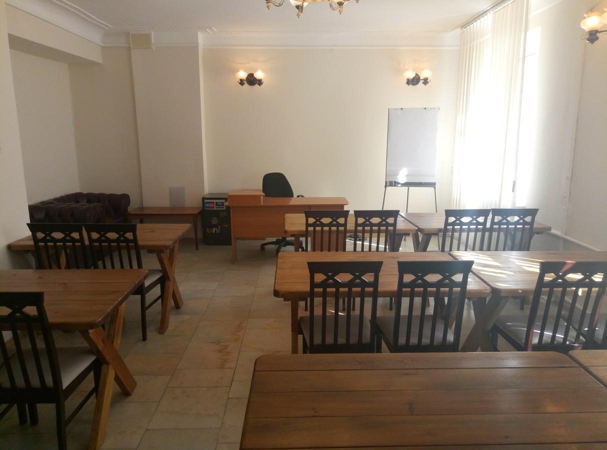 Kolos Hotel Obolon Kiev Extérieur photo